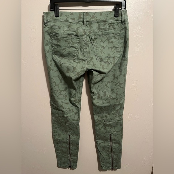 Gap Green Patterned Skinny Pants with Zipper Detailing - Picture 10 of 13